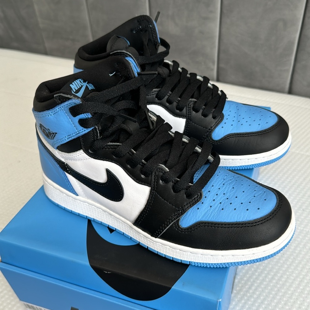 Air Jordan 1